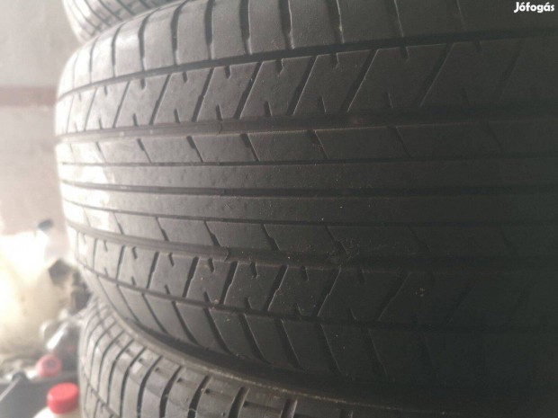 215/60R17 Kiárusítás 60e/4db Yokohama nyárigumi 215/60 215/60R17