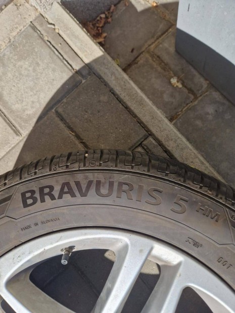 215/60R17 V Barum Bravuris 5 nyári gumiabroncs