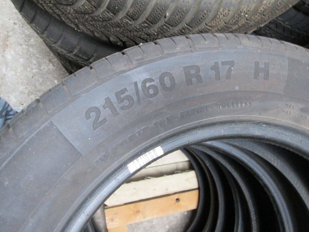 215/60R17 nyri gumi garnitra elad