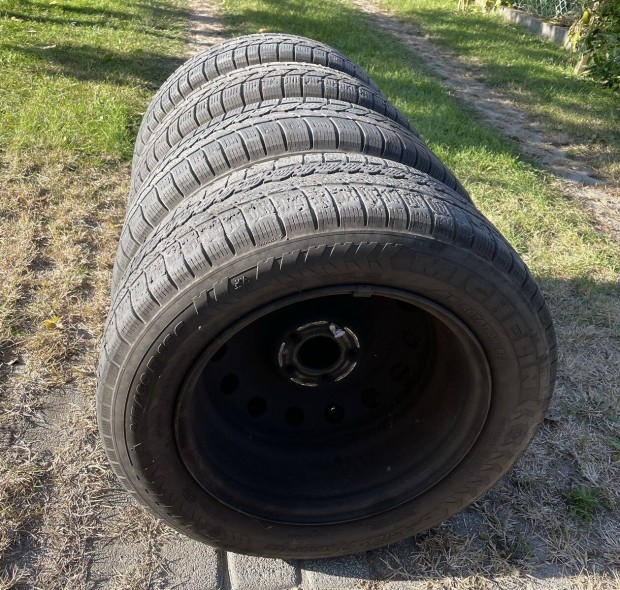 215/60 R16C tligumik felnivel