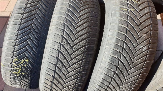 215/60 R16 ngy vszakos gumik