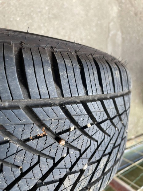215/60 R16 negyevszakos gumi felnivel egytt (mazda)16x6.5J