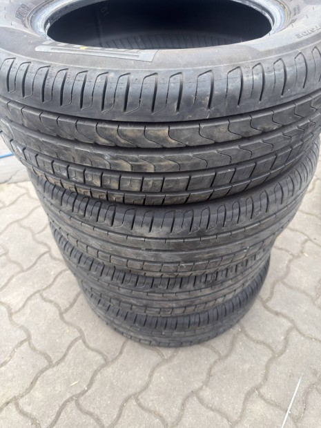 215/60 R16 ny�ri gumi 