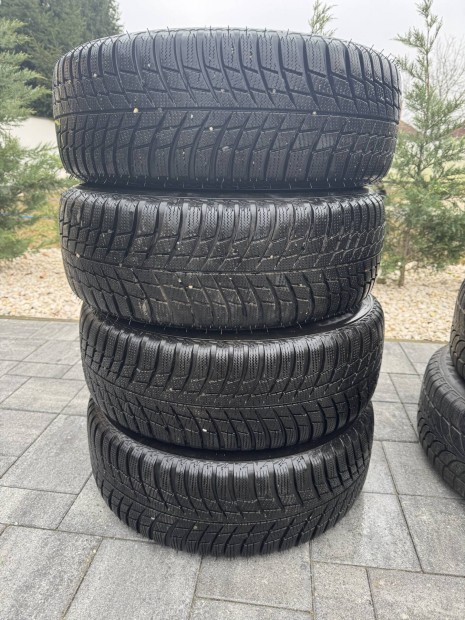215/60 R16 téli gumi + J Astra felni eladó vagy csere