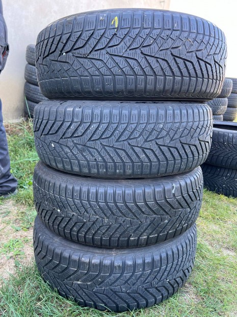 215/60 R16 yokohama 4db tli gumi