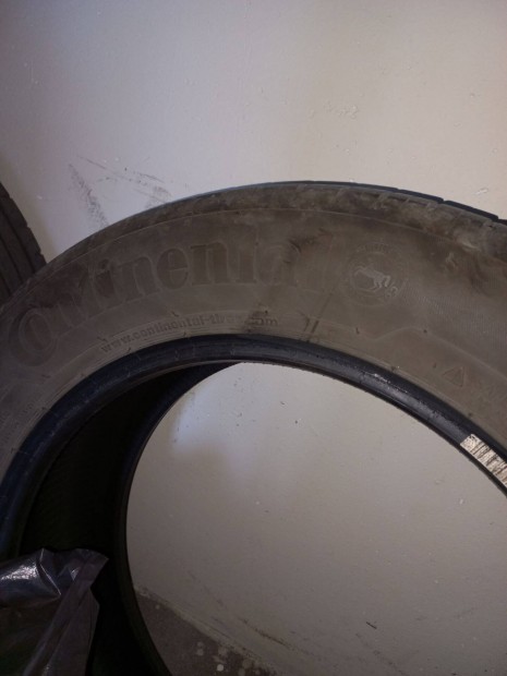 215/60 R17 4 db nyári gumi