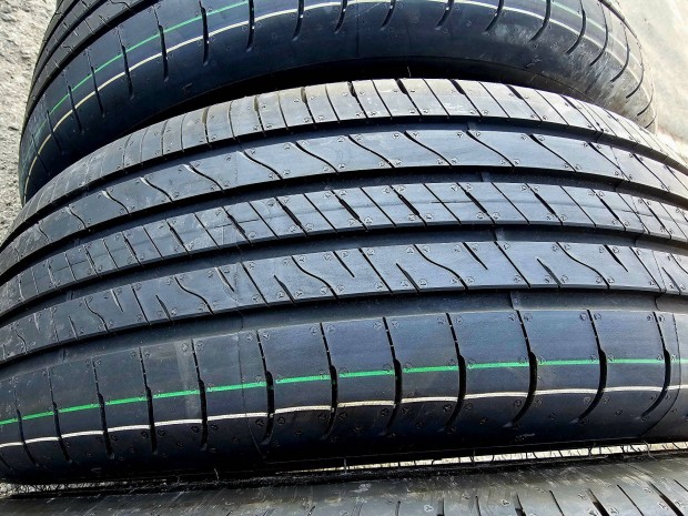 215/60 R17 96H - Goodyear Efficientgrip2 SUV - Új