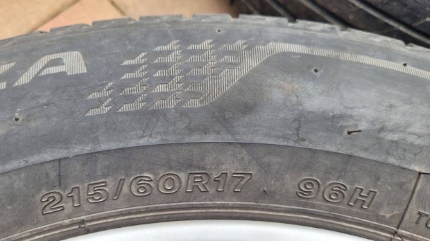 215/60 R17 Bridgestone ny�ri suv gumik , 2021dot