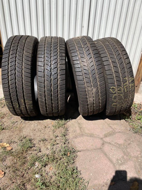 215/60 R17 C 104/102 H Continental Vancontact Winter