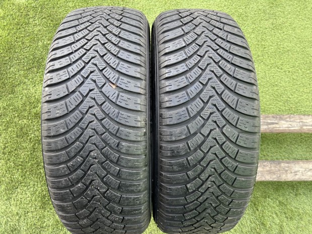 215/60 R17 Falken Eurowinter HS01 Suv tli gumi 5mm