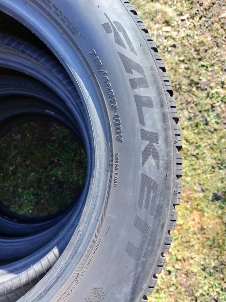 215/60 R17 Falken tli gumi