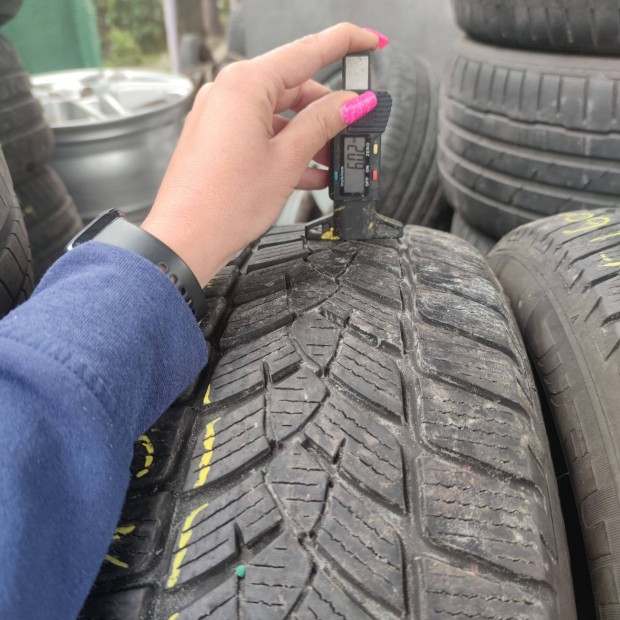 215/60 R17 Fulda téli gumi 50000ft a 4db/119/