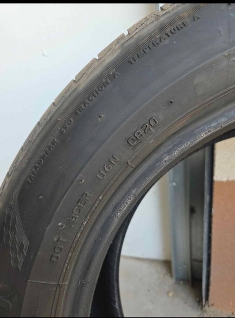 215/60 R17 bridgestone nyári gumi dot 0820