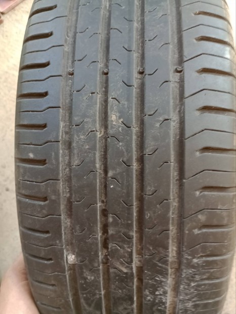 215*60 R 16-s téli, nyári gumi e nem
