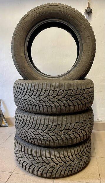 215/60 r16 Téligumi