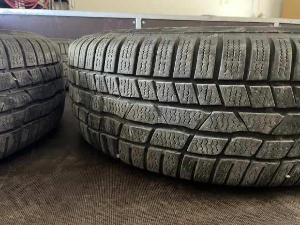 215/60r16 4db tligumi