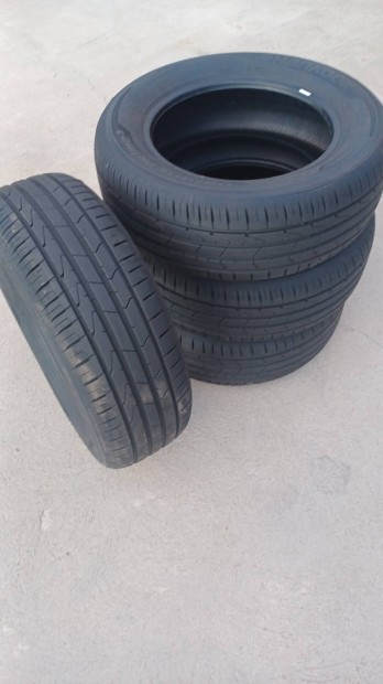 215/60r16 nyárigumi szett