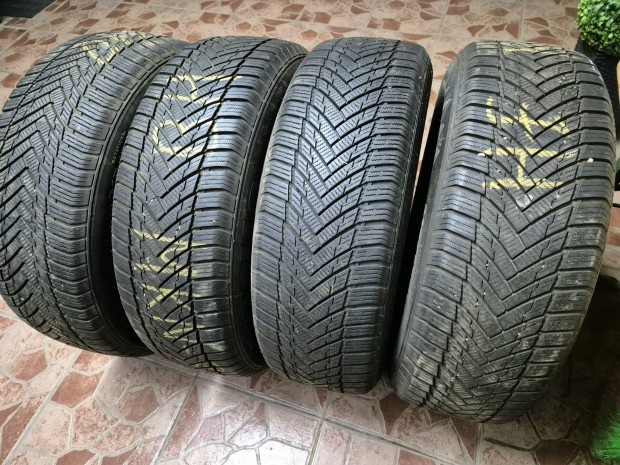 215/60r16 tli gumik 