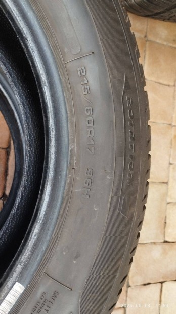 215/60r17 Újszerű téli gumi