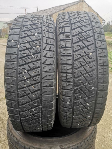 215/65R16C 2db Lassa tligumi kisteherre