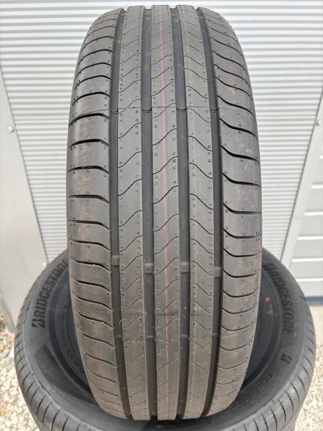 215/65R16 215/65 R16 j Bridgestone nyri gumi R/db Dot24