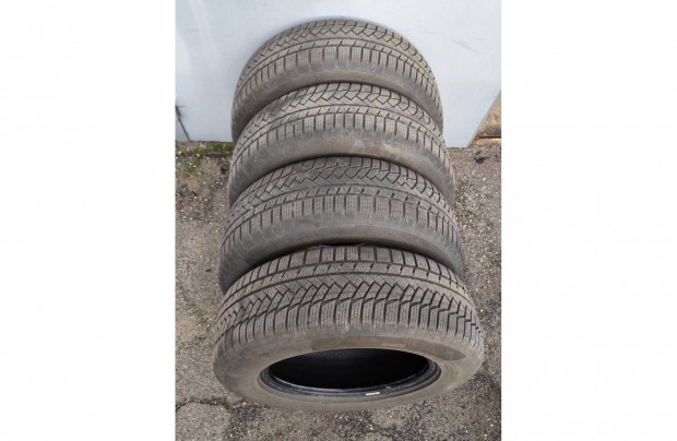 215/65R16 Continental 70%-os téli gumi eladó, 40e Ft/4 db