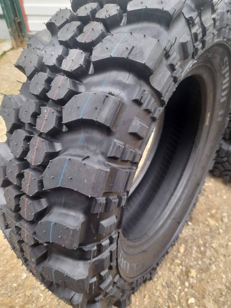 215/65R16 Simex mints terepgumi