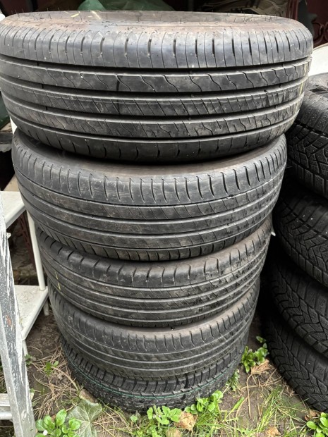 215/65R16 ny�ri gumi