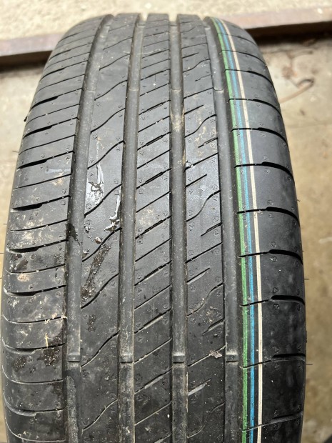 215/65R16 j Good Year nyrigumik