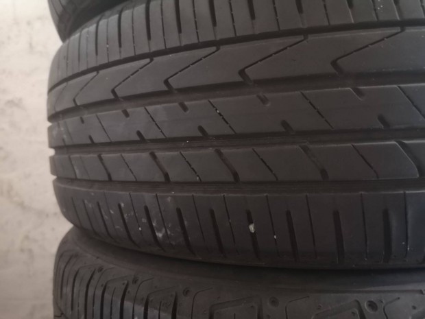 215/65R17 Hankook nyrigumik eladk