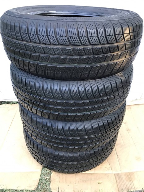 215 65 16 Barum(4x4) 215/65r16 Tligumi garnitra elad.