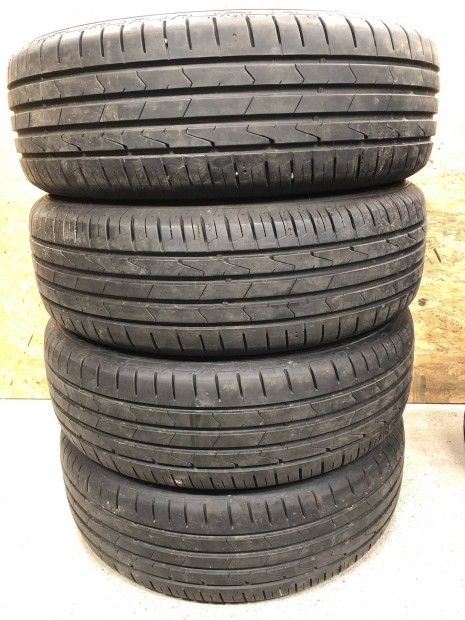 215 65 16 Hankook nyári gumi 215/65/16 VW, Nissan, Dacia