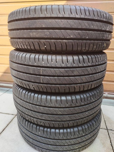 215 65 16 c michelin 215/65 R 16 C nyri gumi garnitura jszer