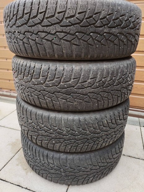 215 65 16 nokian 215/65 R 16 tli gumi garnitura