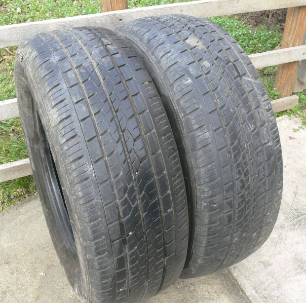 215/65 R15C Bridgestone Ny�ri gumik