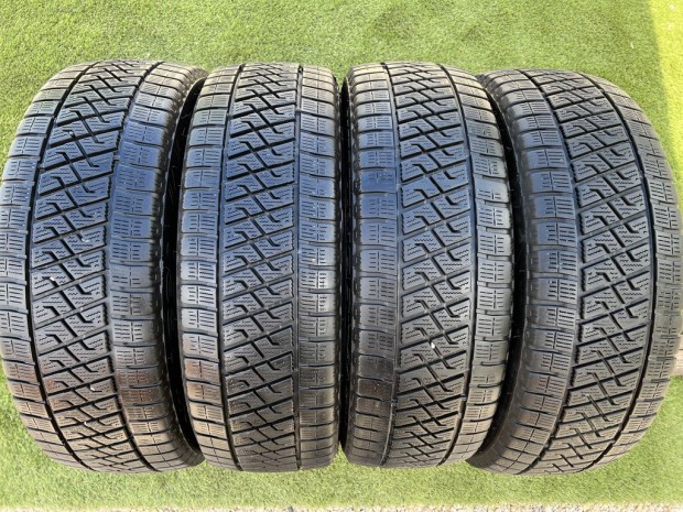 215/65 R16C Lassa Wintus 2 tli gumi 7mm