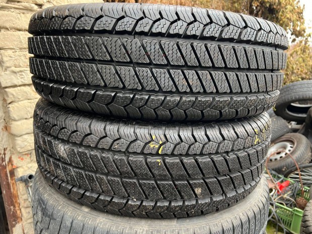 215/65 R16C barum 2db 99%-os tli gumi