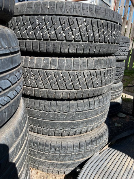 215/65 R16C lassa és fortune gumik