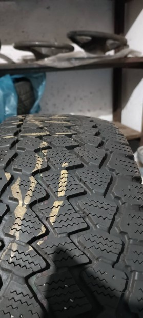215/65 R16C téli gumi 