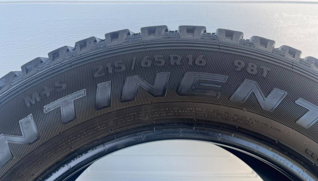215/65 R16 Continental Cross Contact AT