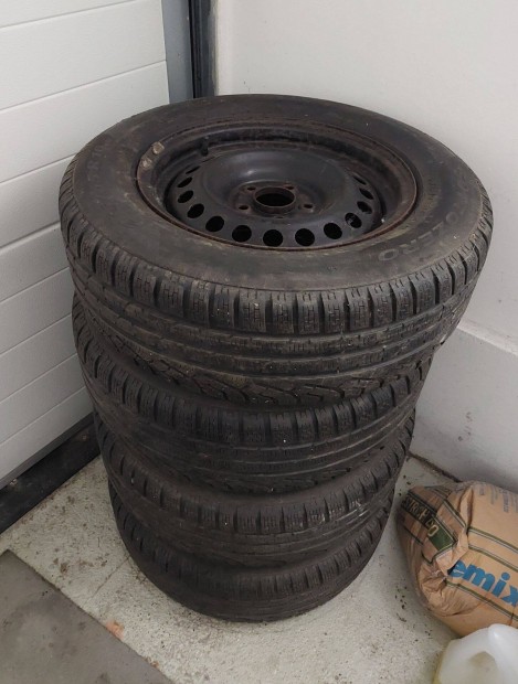 215/65 R16 Felnik Tli Gumikkal