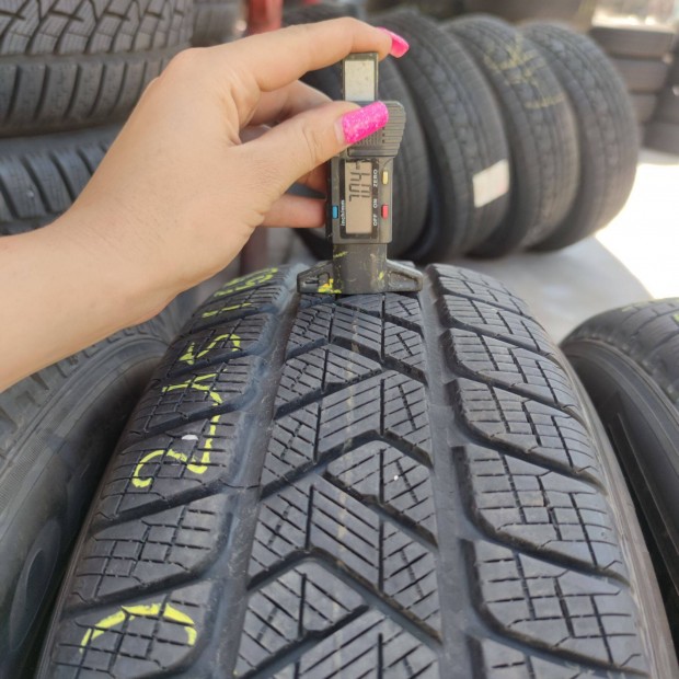 215/65 R16 Pirelli téli gumi 90000ft a 4db/155/