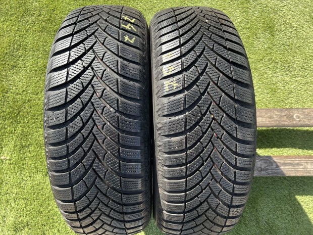 215/65 R16 Semperit Speed-Grip 5 tli gumi 7mm