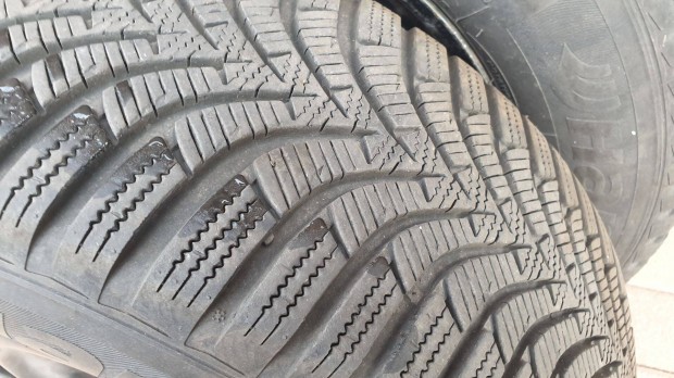 215/65 R16 hankook téli nissan qashqai