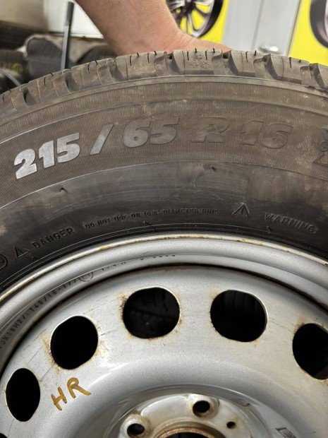 215/65 R16 nyárikerék Combo Rifter 5 x 108