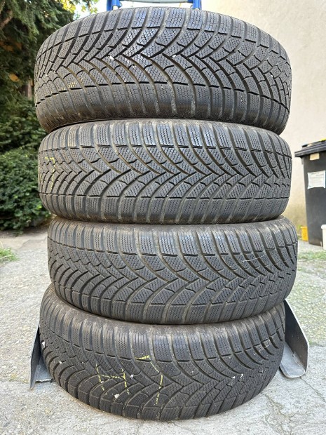 215/65 R17 215/65R17 Semperit Speed-Grip 5 jszer tli gumi