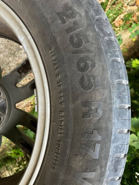 215/65 R17 Continental Ecocontact 5