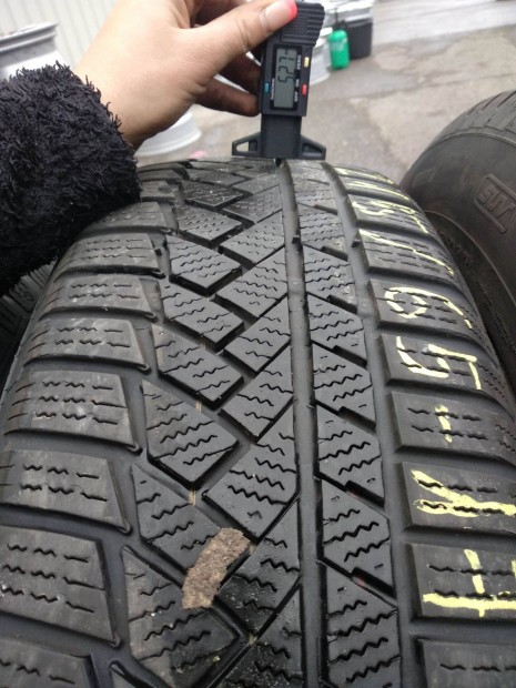 215/65 R17 Continental téli gumi 10000ft a 2db/115/