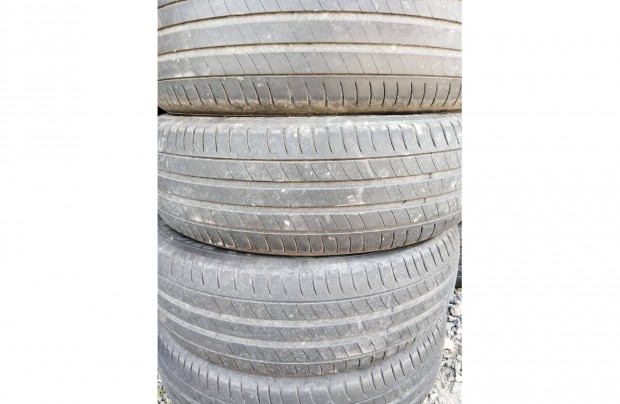 215/65 R17 Nyri gumi Michelin Nmetorszgbl 5 mm-es profilmlysg