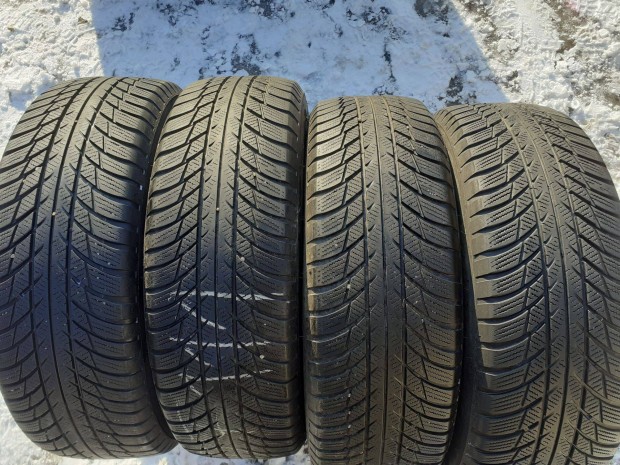 215/65 R17 tli gumi 4db Bridgestone